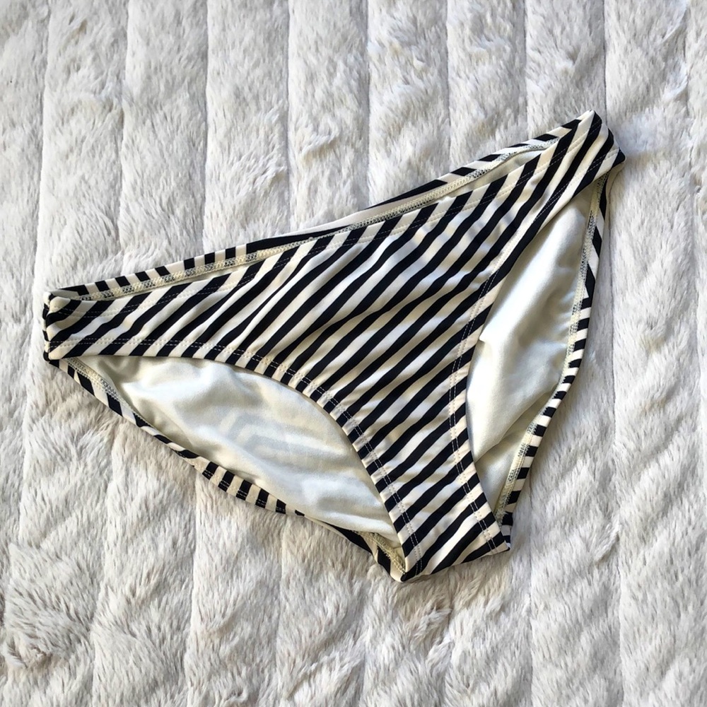 Converse One‎ Star bikini bottoms